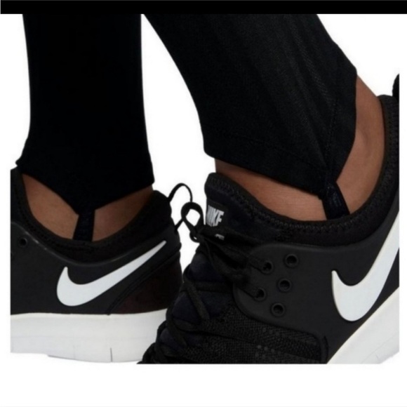 Nike Pro Dri-fit HyperWarm Training High Neck Top and Tights Set, Size XL - Picture 8 of 16